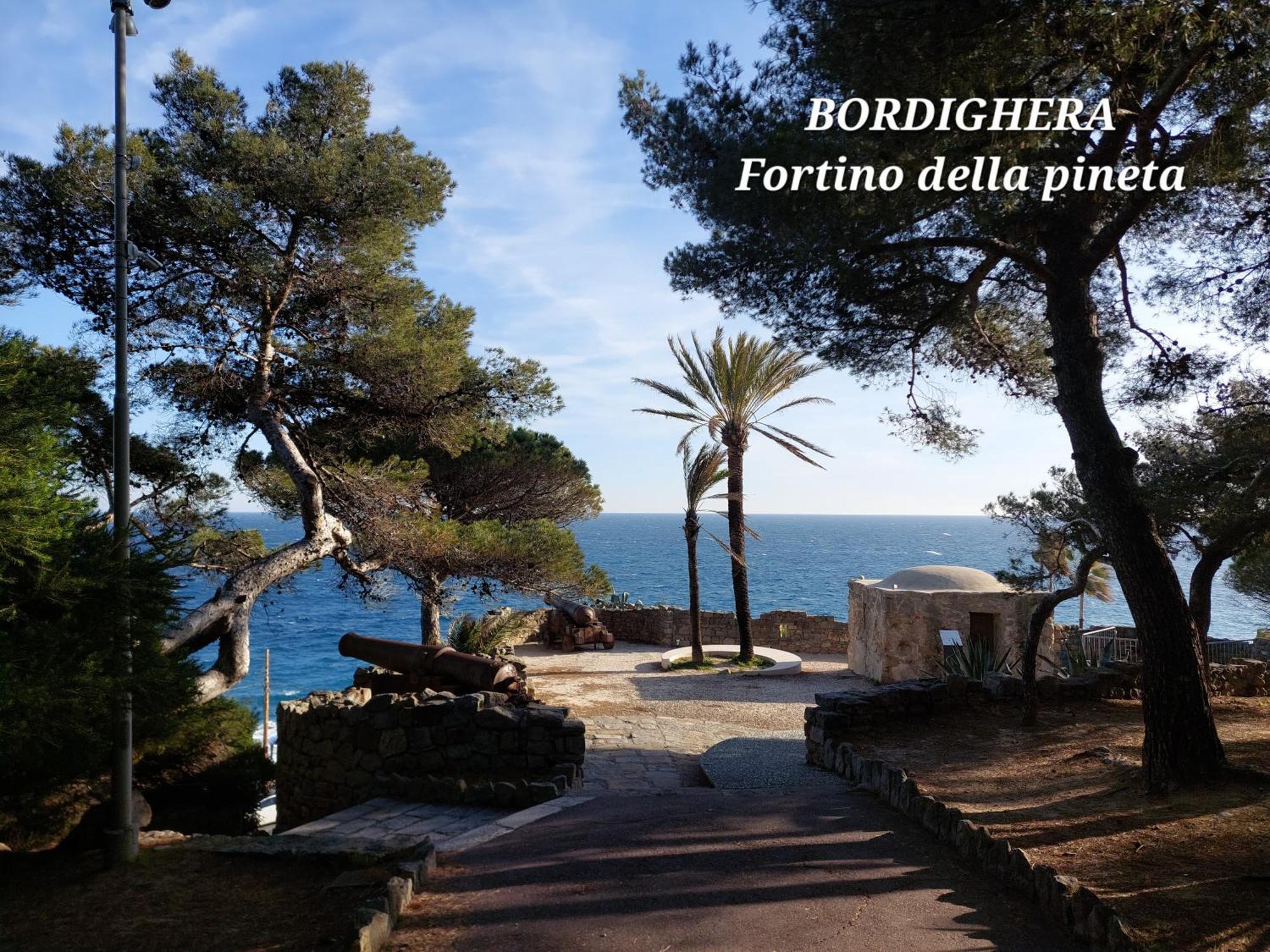 Emozioni Casa Vista Mare Bordighera Eksteriør billede