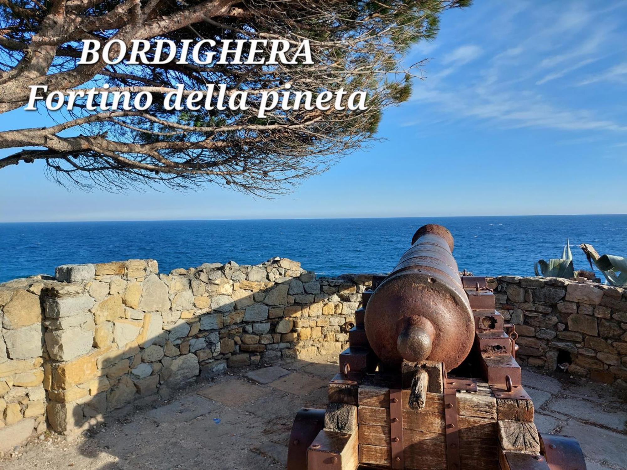 Emozioni Casa Vista Mare Bordighera Eksteriør billede